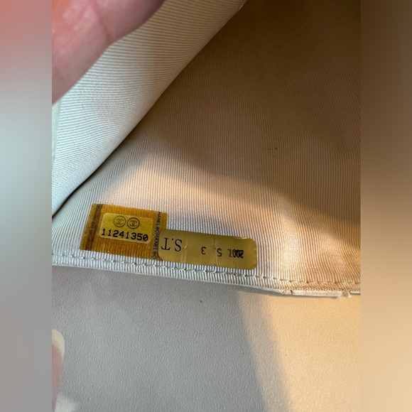 Chanel White Perforated Leather Continental Wallet w/Silver CC Hardware/Logo - Picture 7 of 16